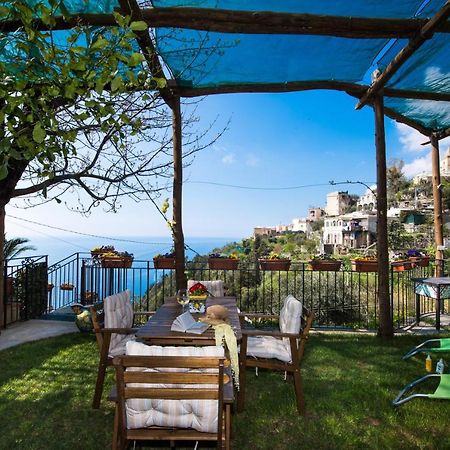 Villa Laura Amazing Breakfast,Private Outdoor Hot Tub, Positano Experience Bagian luar foto