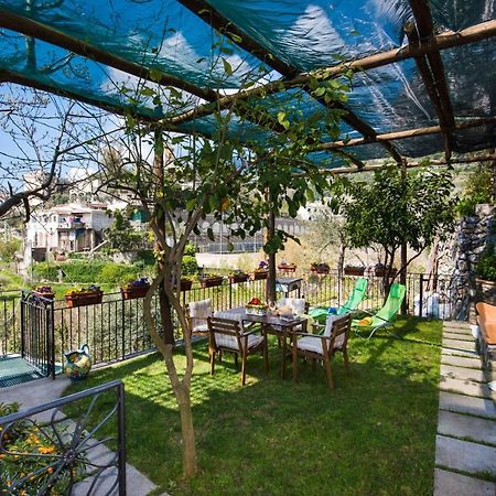 Villa Laura Amazing Breakfast,Private Outdoor Hot Tub, Positano Experience Bagian luar foto